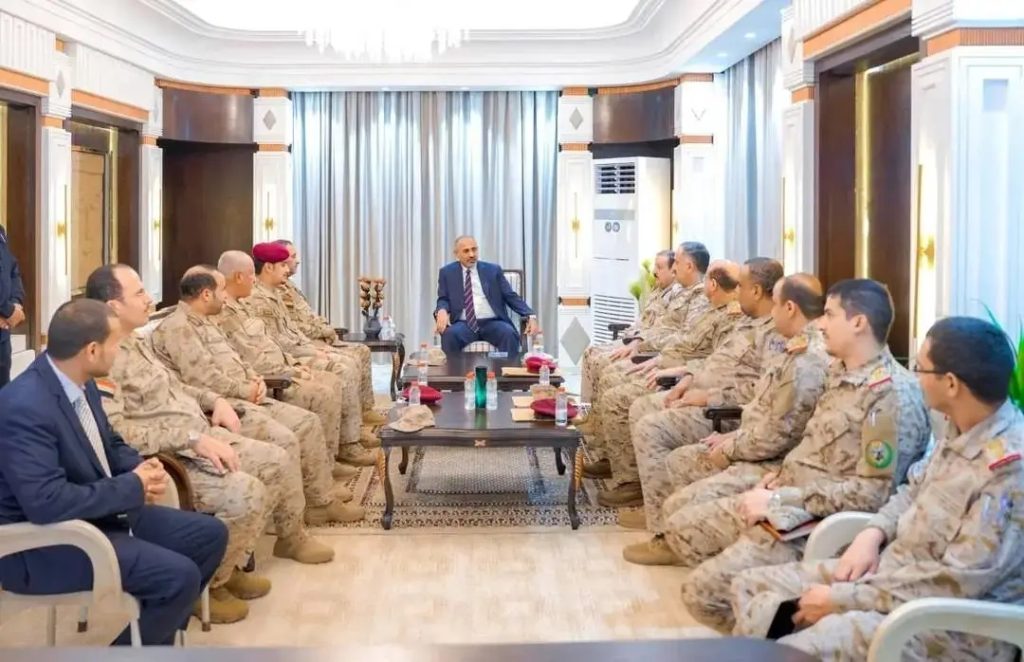 الزُبيدي يشدد: معركتنا مع الحوثي مصيرية.. النصر أو لا شيء! 1 1753882201750