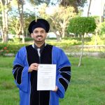 باحث يمني ينال الدكتوراه بتقدير “مشرف جدًا” من جامعة مغربية عن دراسة في ريادة الأعمال