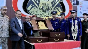 بحضور قيادات عسكرية.. تكريم خريجي الطيران والدفاع الجوي من أبناء إب في مأرب 2 السلطة المحلية بإب تحتفي بخريجي الكلية الجوية في مأرب